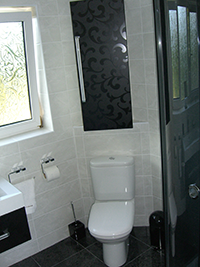 Bathroom - corner fittings